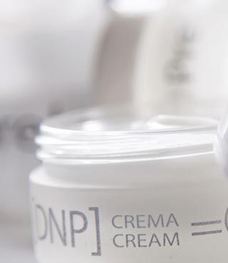 Dall'esperienza del Dermo-Chirurgo Dott. Pittoni nasce SurgicTouch, la linea di cosmeceutici professionali per la nostra bellezza e il nostro benessere