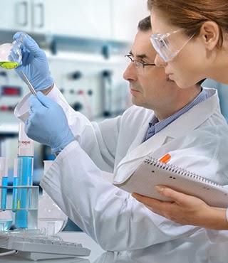 Dall'esperienza del Dermo-Chirurgo Dott. Pittoni nasce SurgicTouch, la linea di cosmeceutici professionali per la nostra bellezza e il nostro benessere