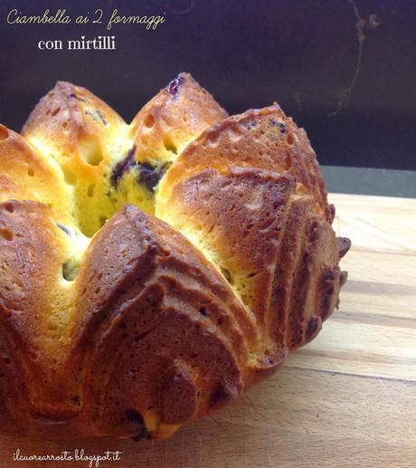 CIAMBELLA AI 2 FORMAGGI CON MIRTILLI