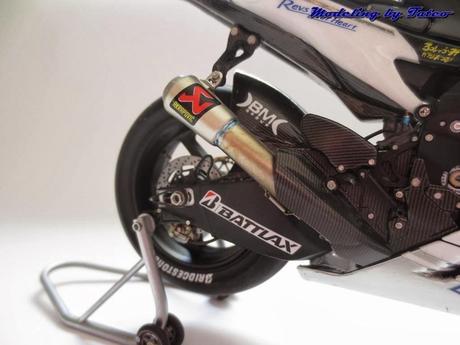 Yamaha YZR-M1 V.Rossi 2013 by Tateo Chen