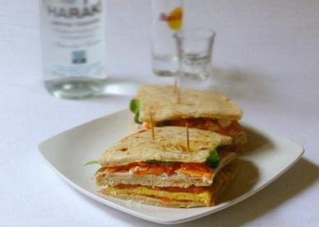 club sandwich con pites per souvlaki