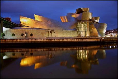 11-33-Worlds-Top-Strangest-Buildings-guggenheim