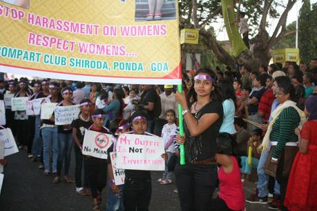 Goa, e' Carnevale, ma niente scherzi con le donne