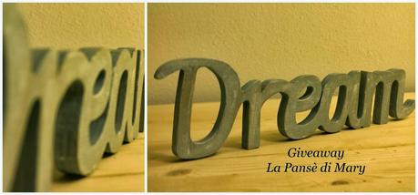 Anello, fermacapelli... o bomboniera?