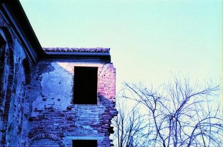 PURPLE Ruins - Lomography LomoChrome Purple XR 100-400 FIRS ROLL pt. 1