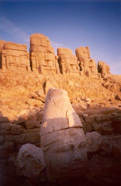 Monte nemrut, foto di Patrick Colgan