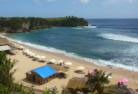 Uluwatu: spiagge, surf e misticismo