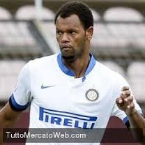 Inter; dopo aver preso Vidic, ora si pensa a riscattare Rolando, Silvestre ritornerà dal prestito, verrà messo sul mercato.