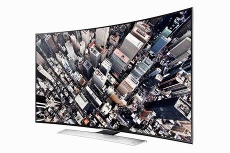 Samsung presenta il nuovo tv curvo HU8500 UHD