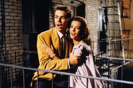 Steven Spielberg affascinato da un possibile remake di West Side Story