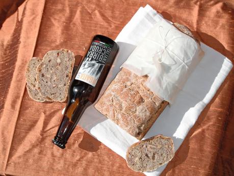 Pane alla birra cruda, farro e noci