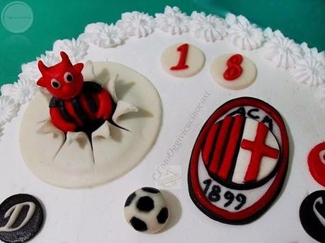 Torta Milan per compleanno 18 anni