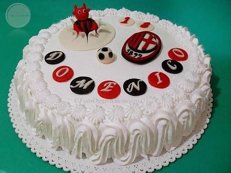 Torta Milan per compleanno 18 anni