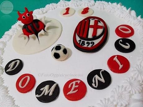 Torta Milan per compleanno 18 anni