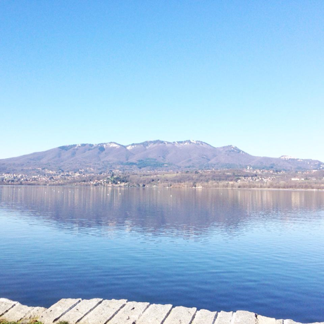 Vivere ai confini del lago