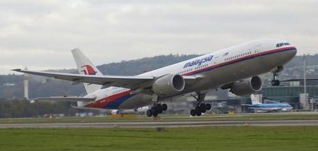 Malesia: scomparso aereo con 239 persone a bordo