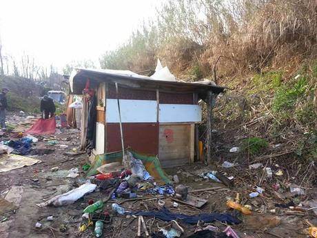 Nel Parco delle Valli un altro villaggio abusivo. Foto incredibili di favelas, slum, baraccopoli e bidonville nel cuore della città di Roma, a 200 metri dallo shopping di Viale Libia