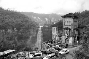 Hotel del Salto in Colombia: un bellissimo paesaggio per un luogo pieno di mistero e morte