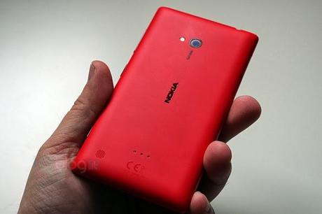 Offertissima: Nokia Lumia 720+ ricarica wireless NOKIA CC-3064YW+spedizioni gratis da Saturn Online