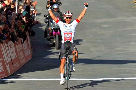 Strade Bianche 2014, Kwiatkowski vince in solitudine davanti a Sagan