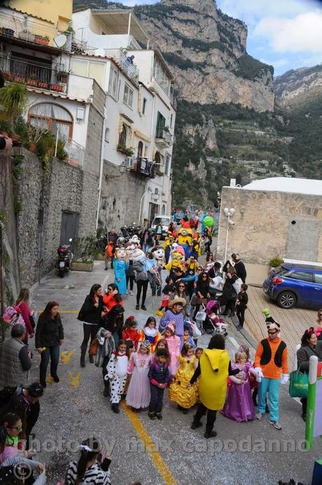 POSITANO : Sfilata dei carri di Carnelale