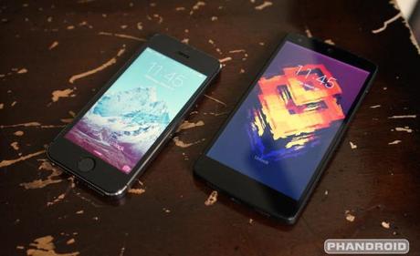 Come avere la lockscreen di iPhone e iOS 7 anche su Android