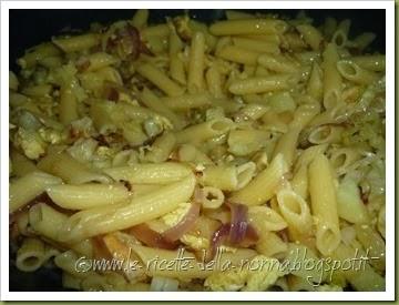 Penne senza glutine con cipolla, verza, uova e patate (12)