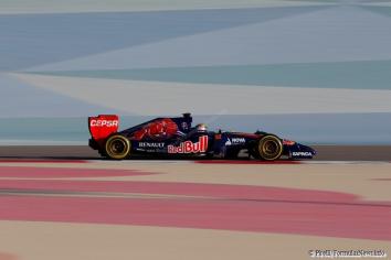 Jean-Eric Vergne (Toro Rosso) on track