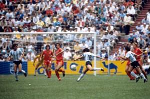 Semifinale di México 1986. Maradona-Belgio 2-0.