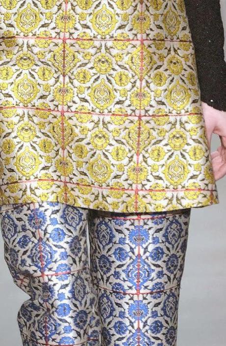 STAMPE, PATTERNS, LAVORAZIONI ED EFFETTI DI SUPERFICIE DALLA SETTIMANA DELLA MODA DI LONDRA (COLLEZIONI DONNA A/I 14/15) / 5