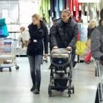 Sofia Bruscoli il tronista Marcelo Fuentes arredano casa all'Ikea04