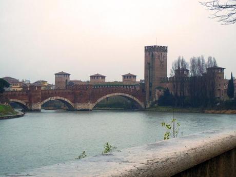 castelvecchio_verona_pontescaligeri_viaggiandovaldi