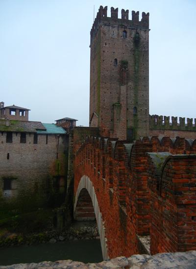 castelvecchio_verona_viaggiandovaldi