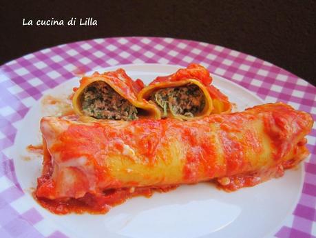 Primi: Cannelloni di carne