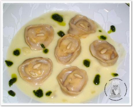 Cappellacci in sfoglia di taggiasche con baccalà