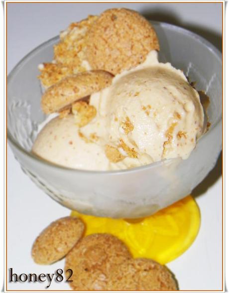 GELATO AGLI AMARETTI