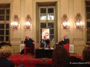 Al Circolo dei Lettori di Torino, Oscar Farinetti e Massimo Gramellini presentano, insieme all'autore, 