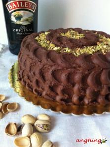 torta al pistacchio e profumo di Baileys