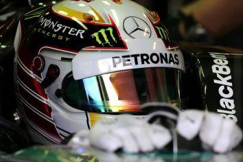 Lewis-Hamilton_qualifiche-GPAustralia-2014 (2)