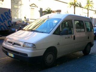 taxi collettivo, rissa a Torre Annunziata