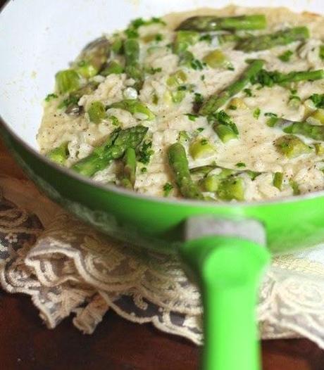 Asparagi time: risotto agli asparagi e stracciatella