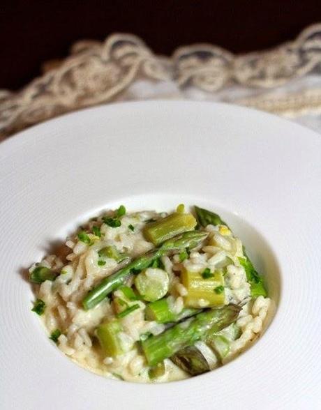 Asparagi time: risotto agli asparagi e stracciatella