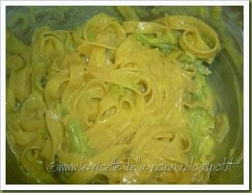 Tagliatelle panna, broccoli e zafferano (8)