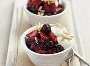 Dessert ciliegie fragole allo yogurt.
