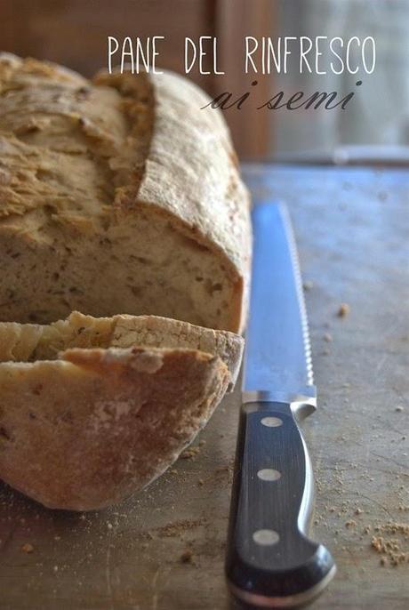 pane del rinfresco con i semi