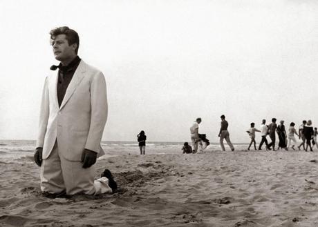 La Dolce Vita Fellini Pier Paolo Pasolini recensisce