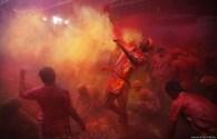 Lathmar Holi 2014: 12 Foto mozzafiato per vivere tutti colori dell’India