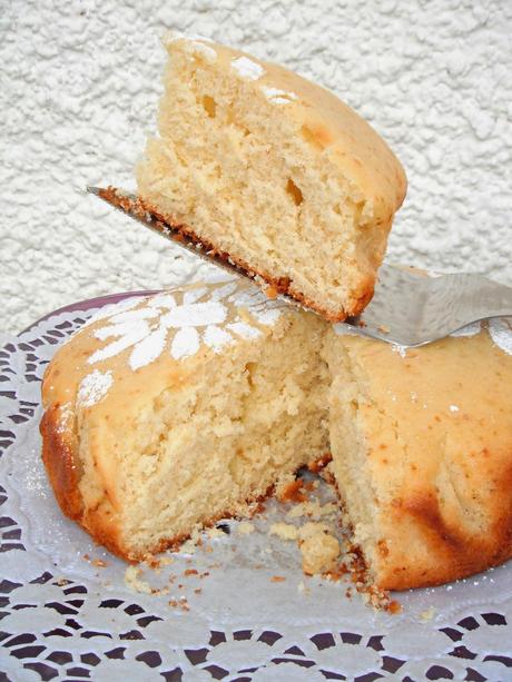 Torta soffice alla ricotta e vaniglia