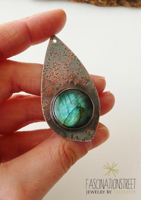 Rame e labradorite incastonata