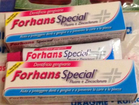 FORHANS BY URAGME:DA 60 ANNI LA LINEA COMPLETA PER LA CORRETTA IGIENE ORALE